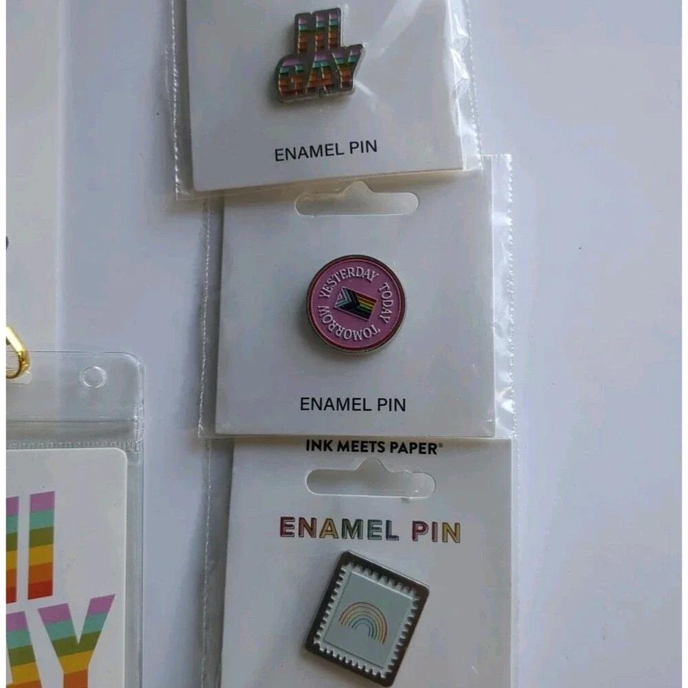 New Set Ink Meets Paper Enamel Pin Set & Card Holder Lanyard Gay Pride Rainbow